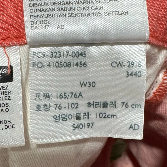 LEVI’S  501 Denim Shorts Salmon Pink cuffed street summer festival beach US30 - Picture 5 of 5